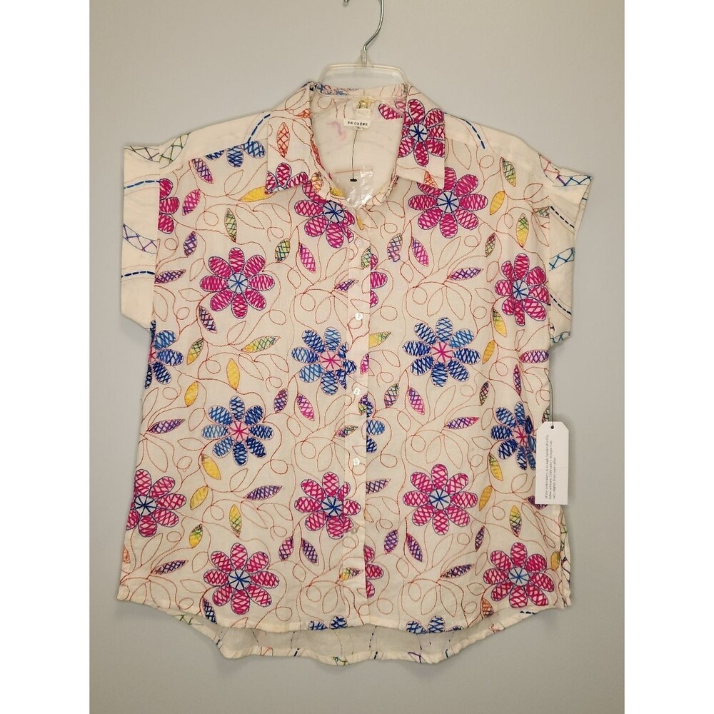 En Creme Button-Front Floral Embroidered Top Size Small NWT